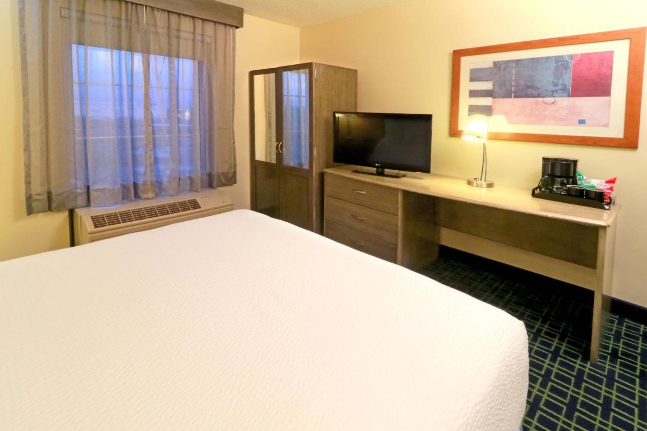 Wyndham Garden Monterrey Aeropuerto Hotel 3*